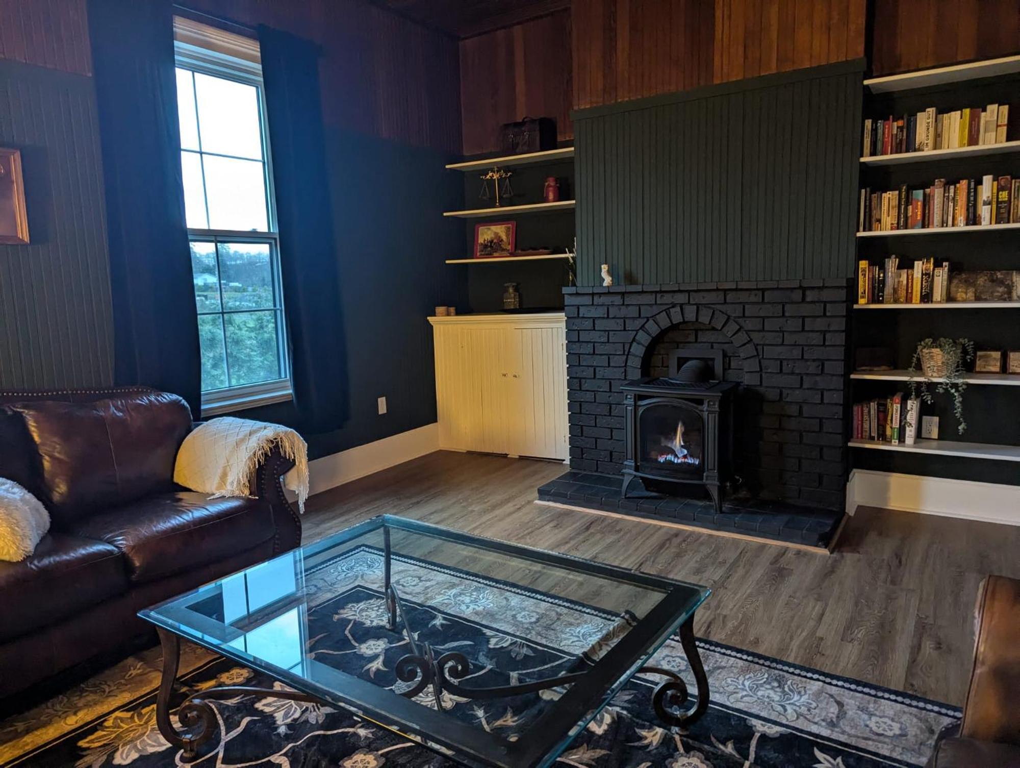 Woodside Farm Country Inn Sooke Bagian luar foto